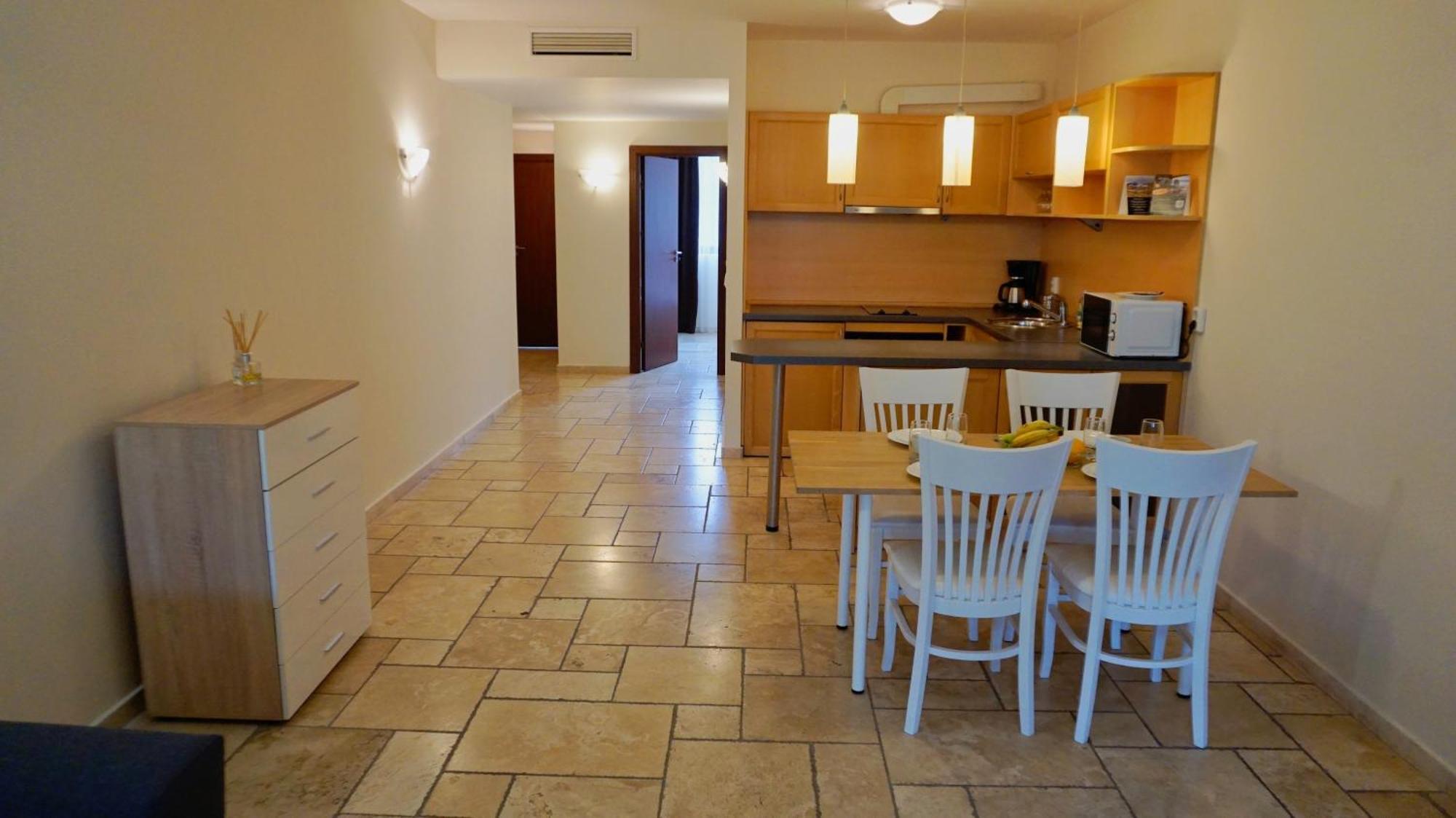 Ваканционни Апартаменти Калиакрия - Holiday Apartments Kaliakria Topola Exterior foto